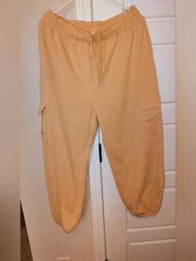 Women's Cargo Jogger Pants in Tan